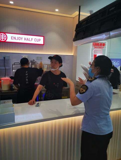 周三“查”餐廳，守護“舌尖上的安全”——聚焦網絡餐飲服務食品安全專項檢查